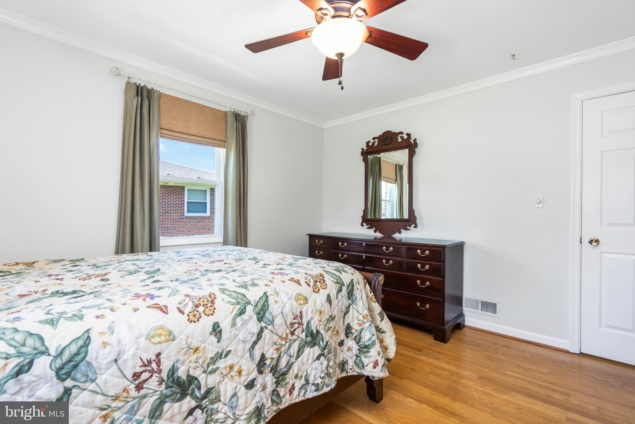 EAST LINTHICUM HEIGHTS - Residential