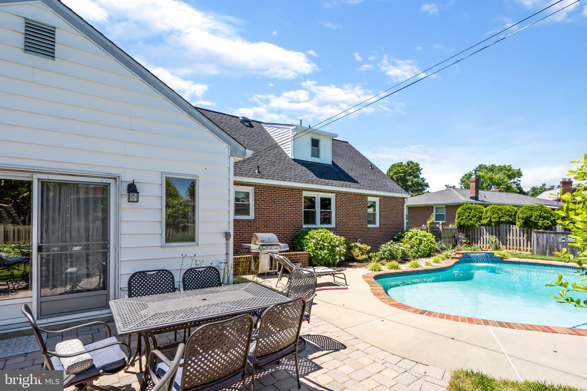 EAST LINTHICUM HEIGHTS - Residential