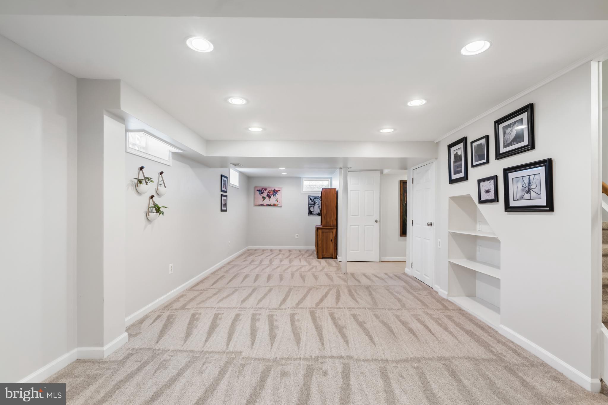 EAST LINTHICUM HEIGHTS - Residential