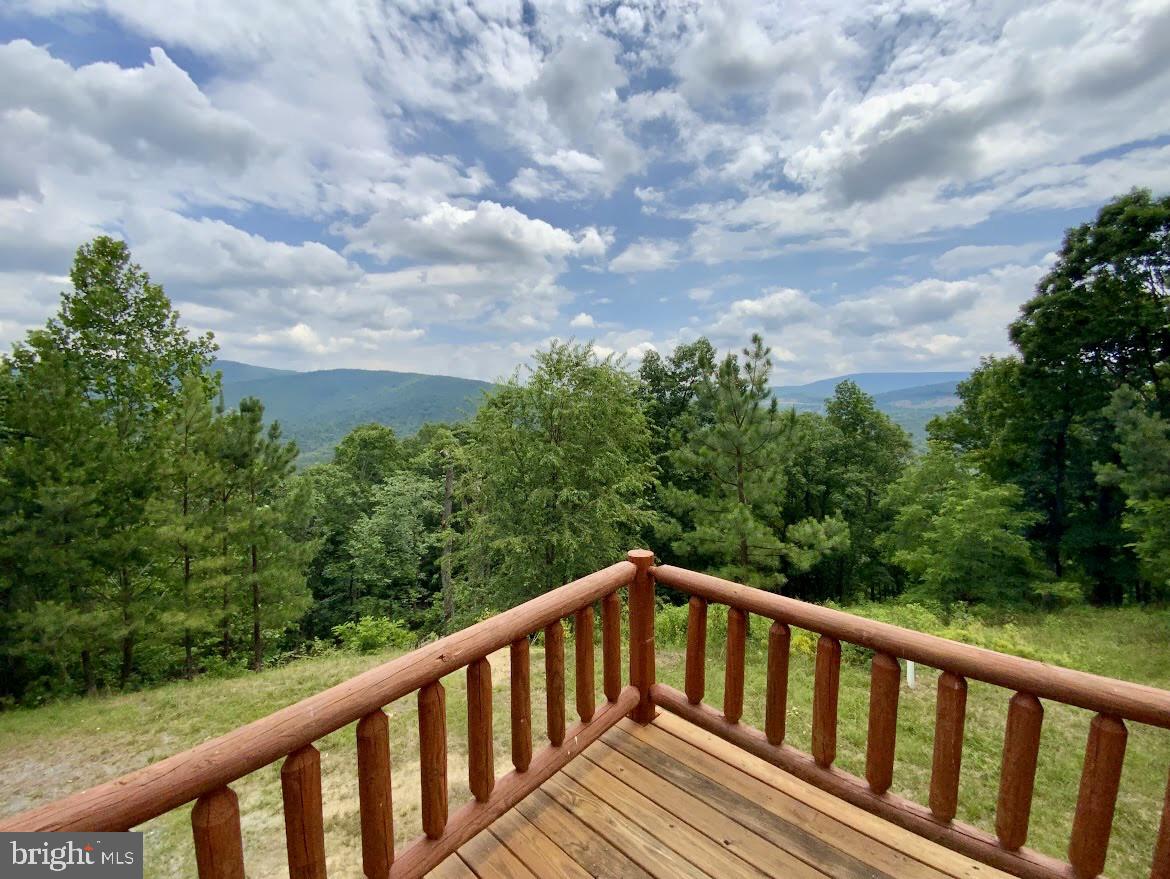 ASHTON WOODS PROPERTY OWNERS ASSOCIATION - Residential