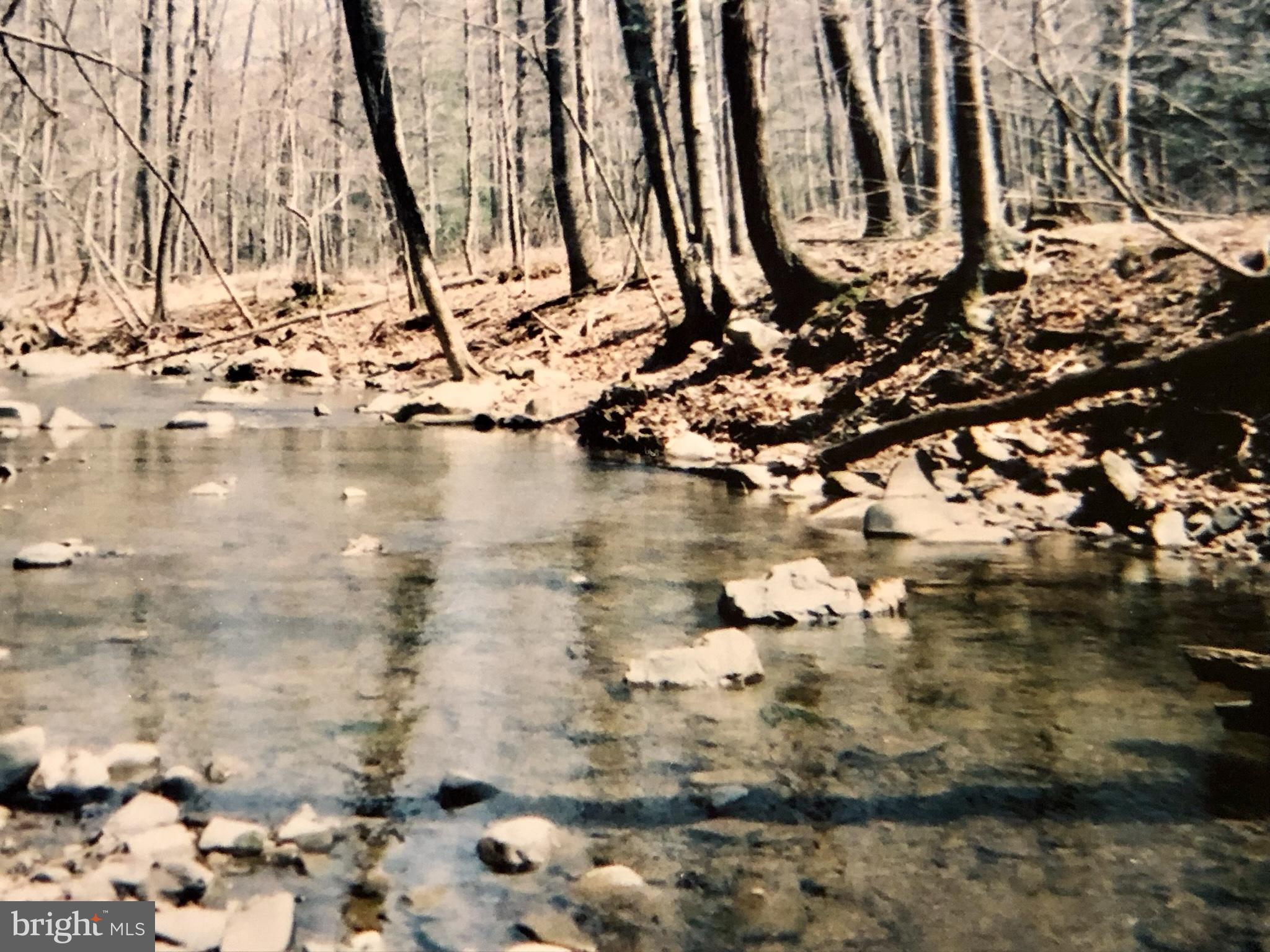 ASHTON WOODS PROPERTY OWNERS ASSOCIATION - Residential