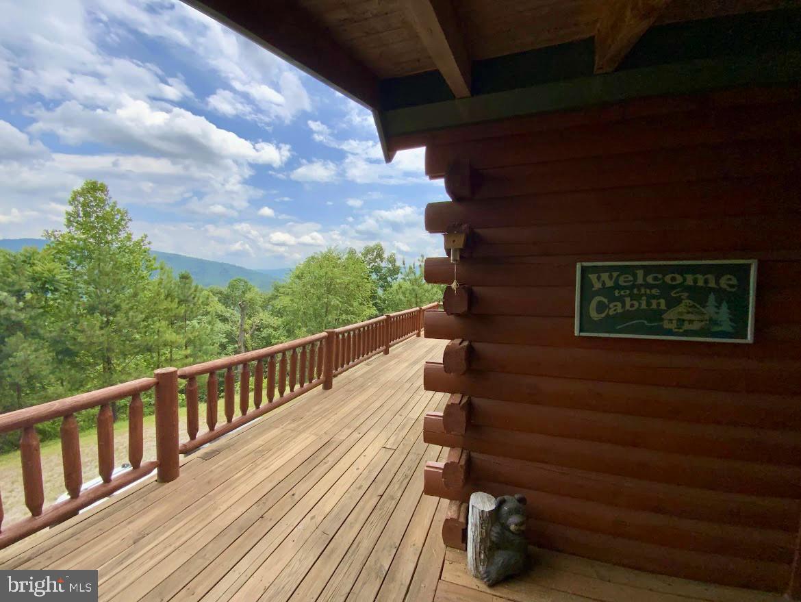 ASHTON WOODS PROPERTY OWNERS ASSOCIATION - Residential