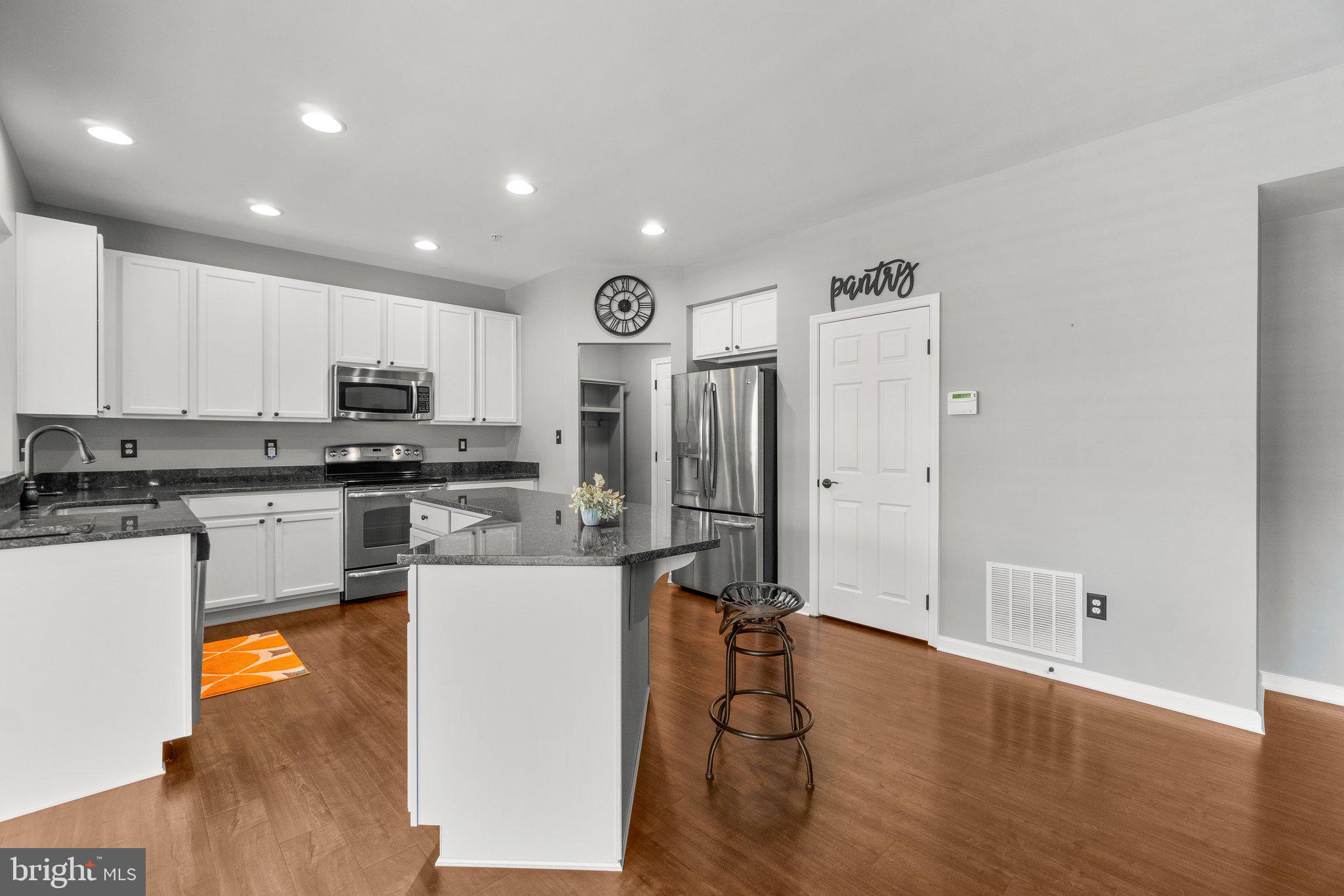 HALLIE HILL FARM - Residential