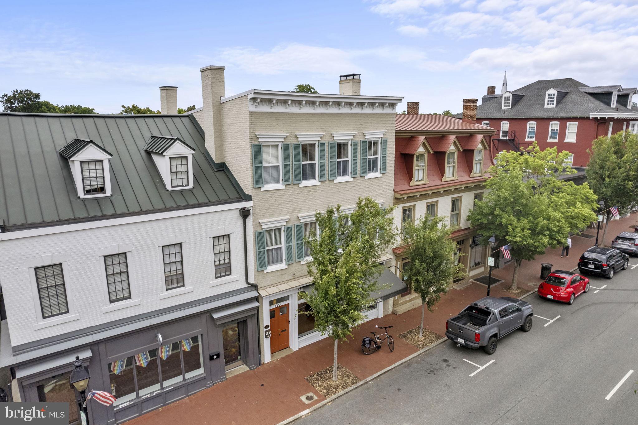 HISTORIC  DOWNTOWN FREDERICKSBURG - Commercial Lease
