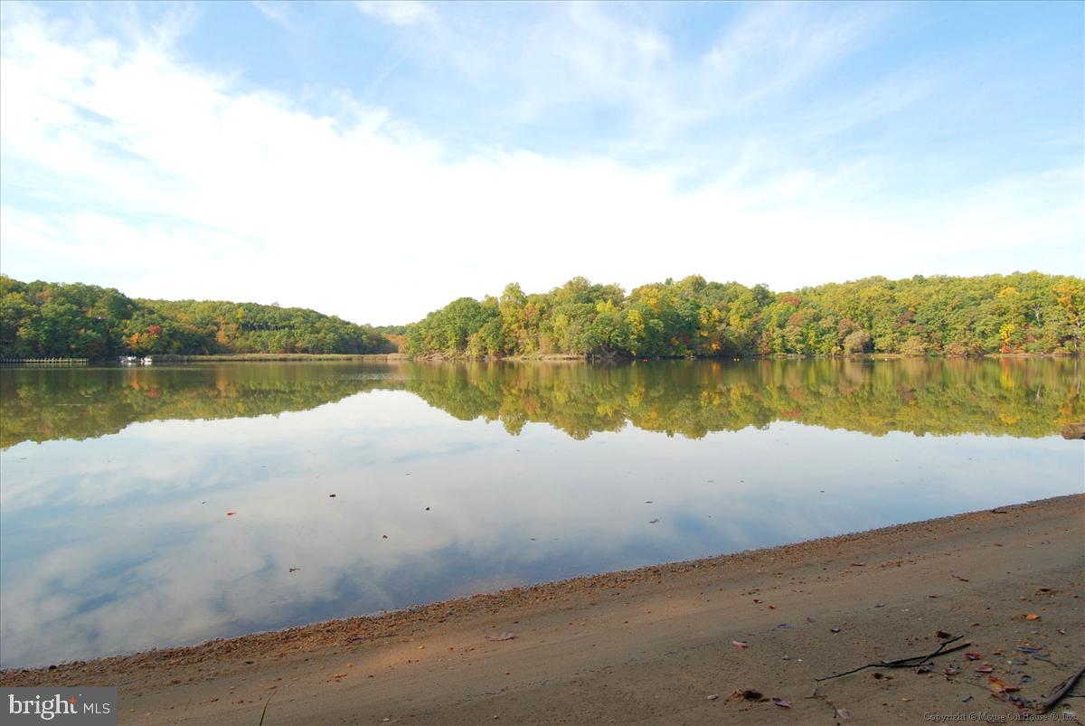 THE RESERVE AT HERITAGE HARBOUR - Residential