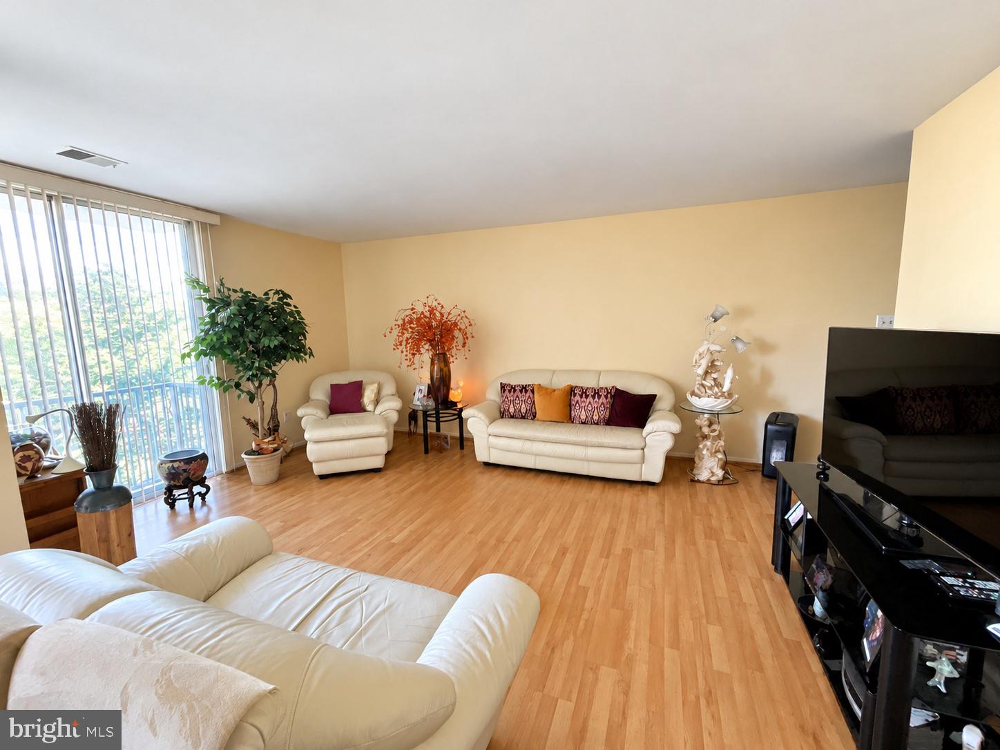 10200 PRINCE PLACE 206