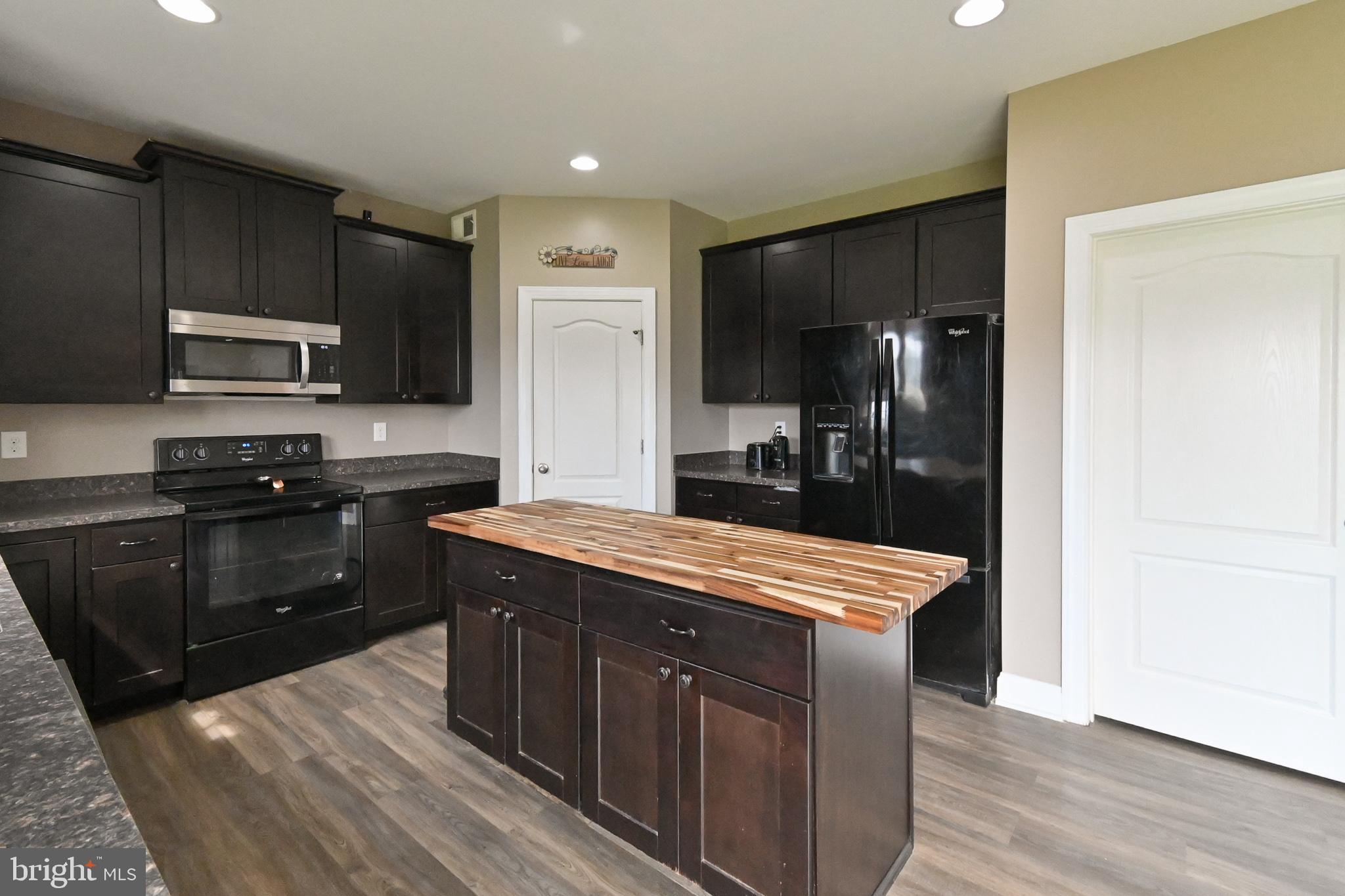 SPRINGDALE FARM - Residential