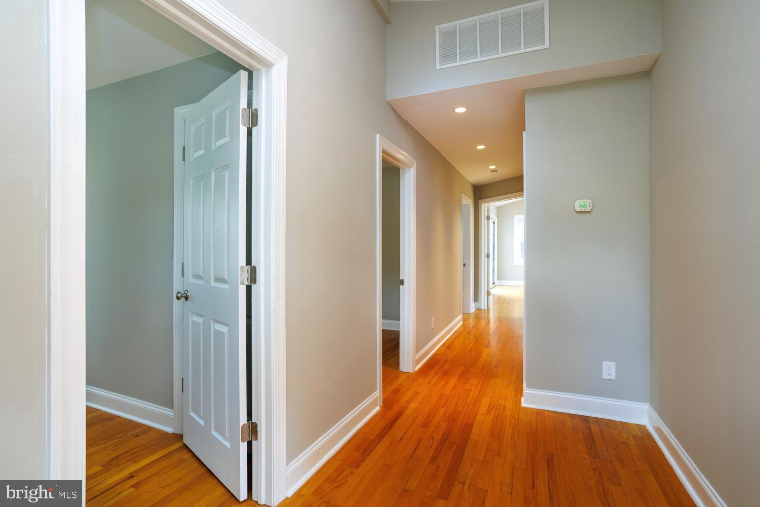 WYNNEWOOD - Residential