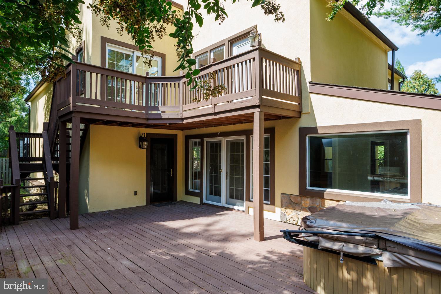 WYNNEWOOD - Residential