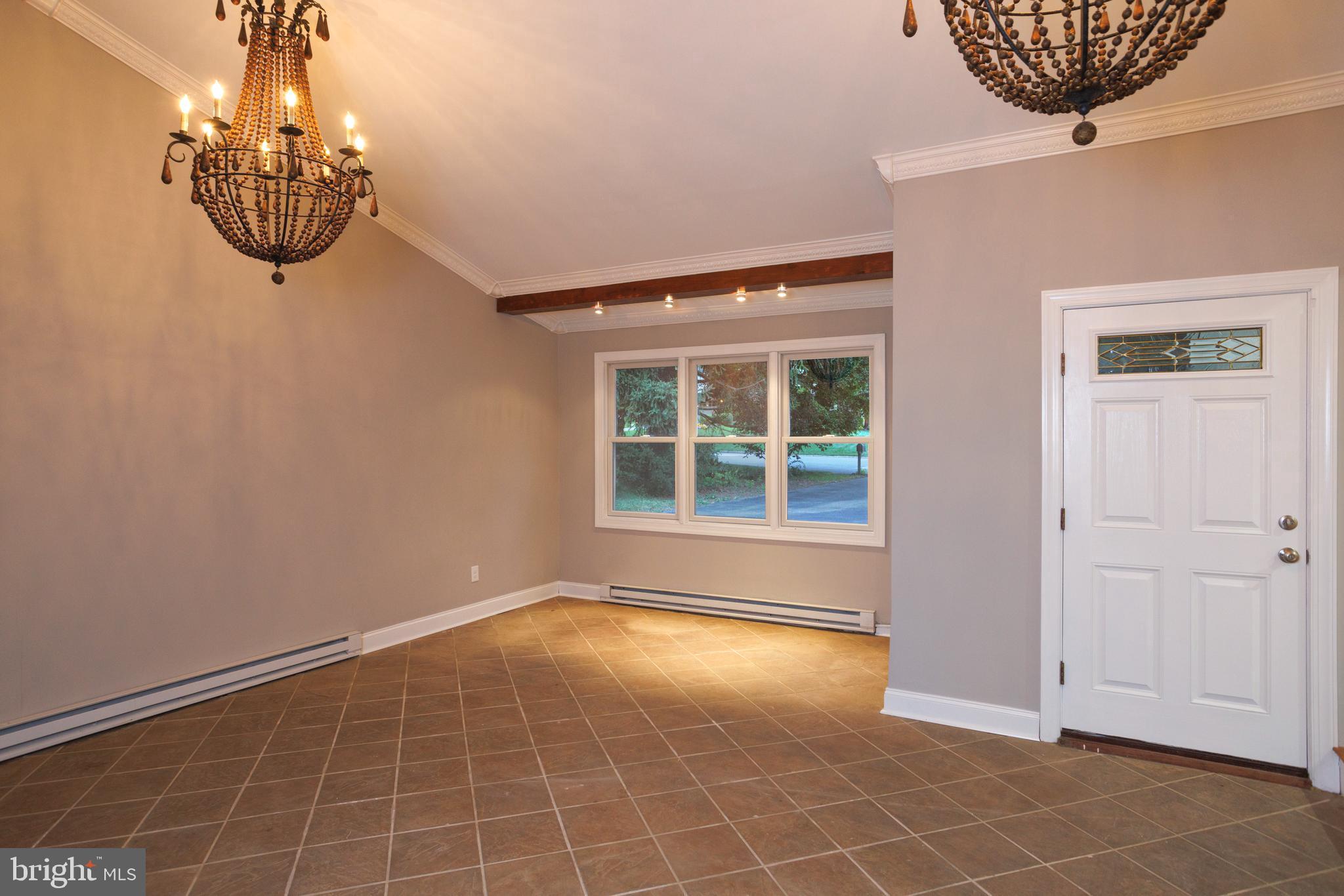 WYNNEWOOD - Residential