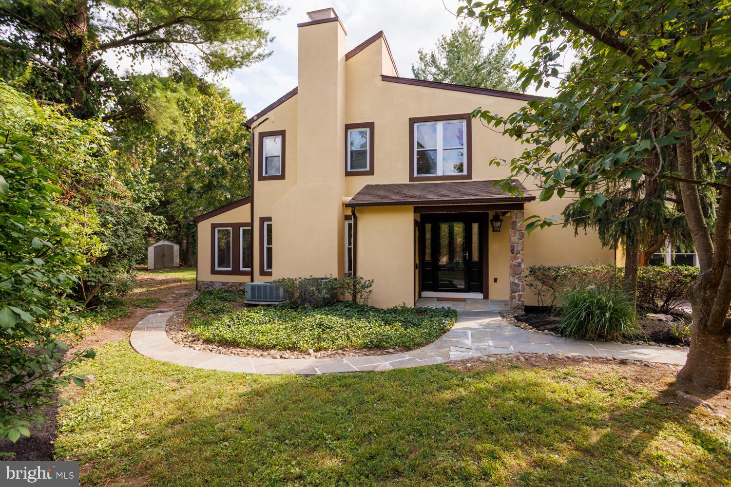 WYNNEWOOD - Residential