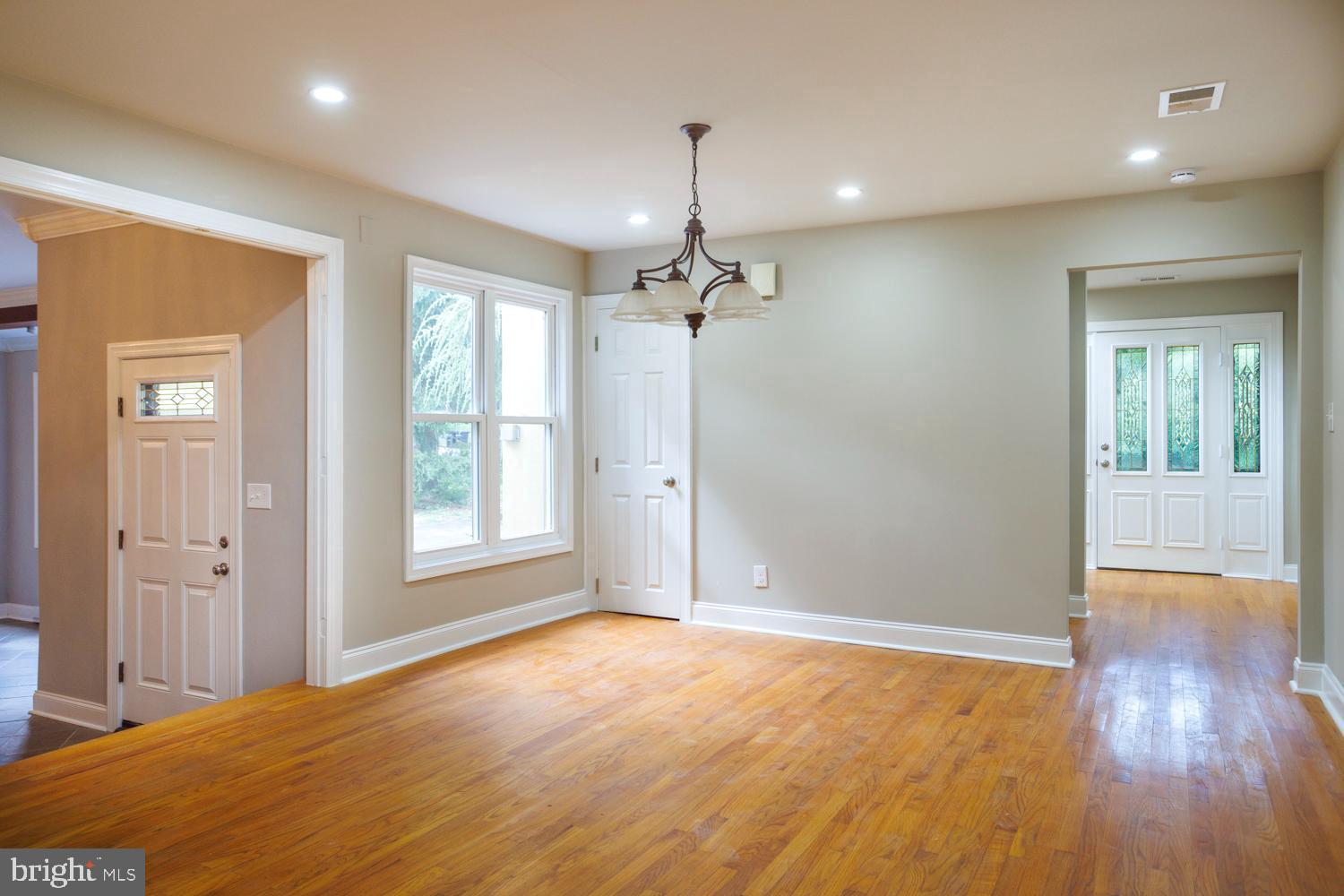 WYNNEWOOD - Residential