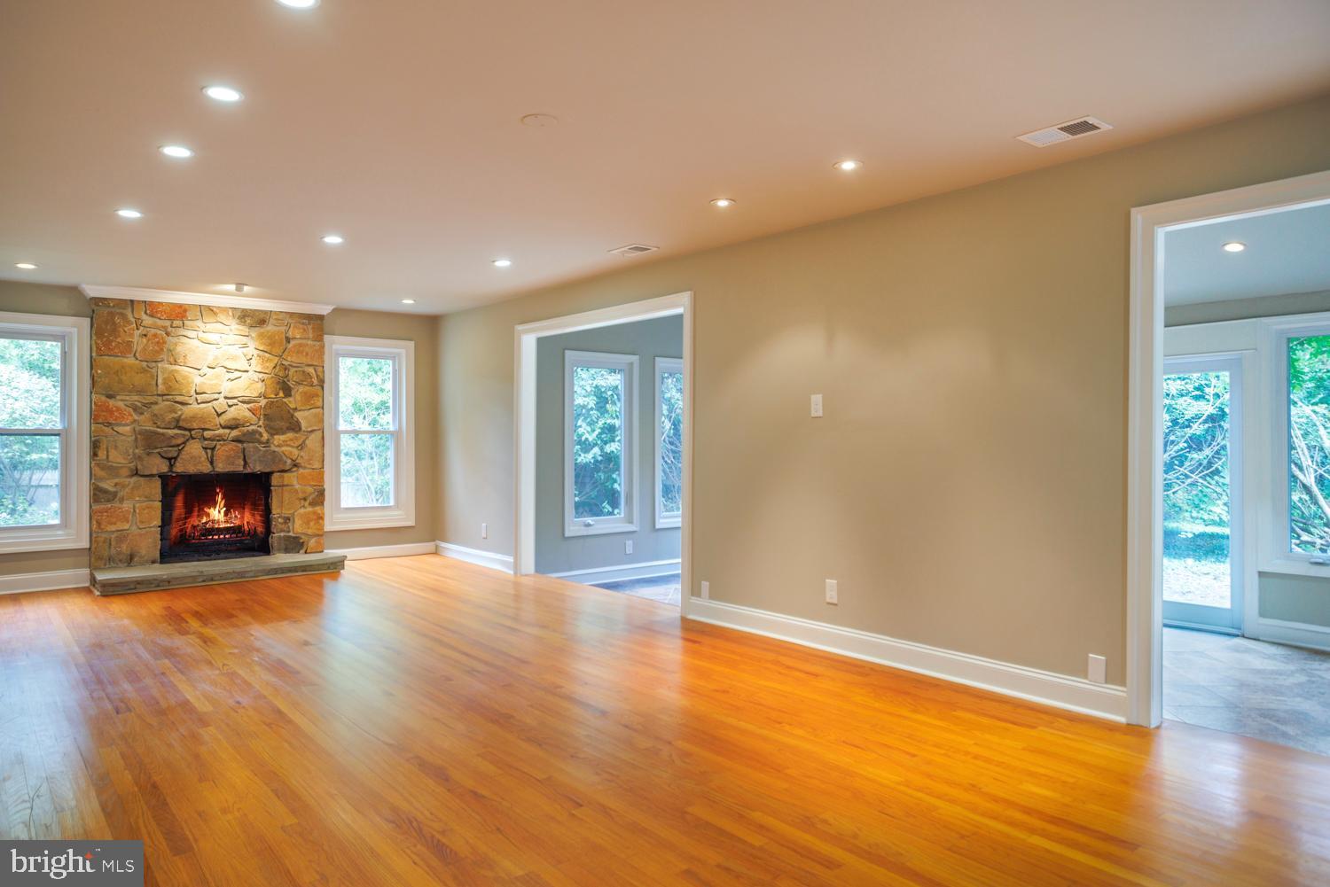 WYNNEWOOD - Residential