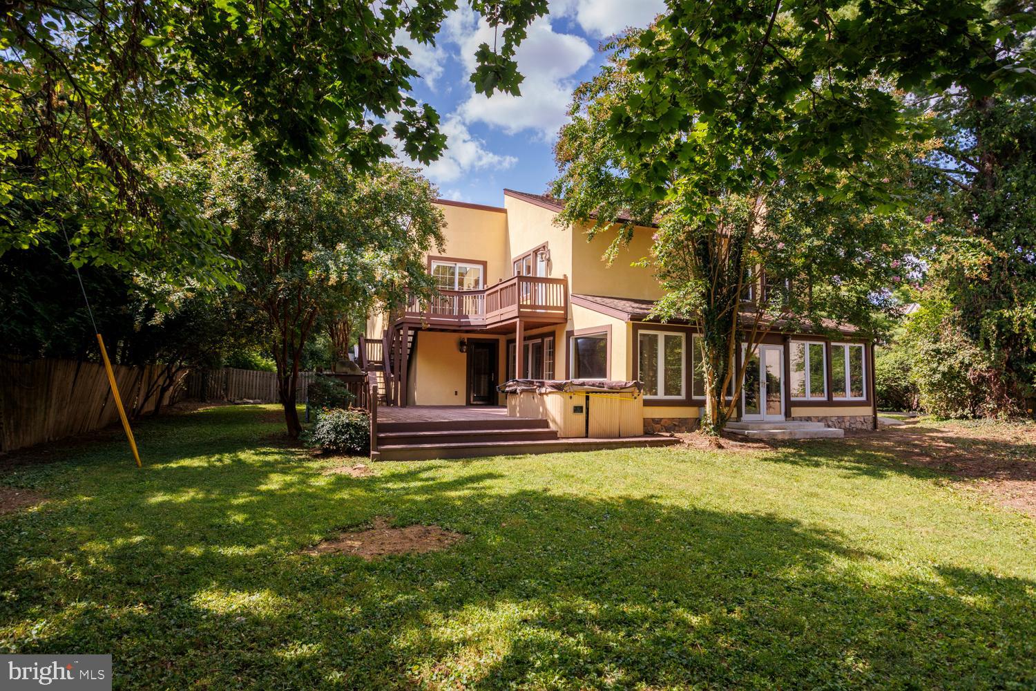 WYNNEWOOD - Residential