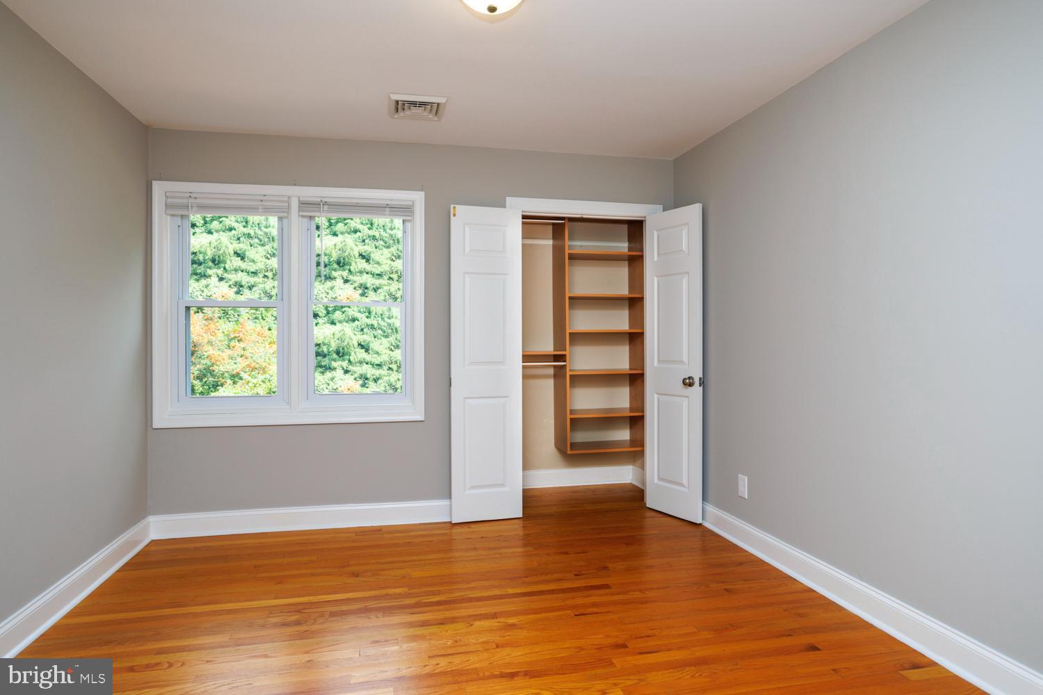 WYNNEWOOD - Residential