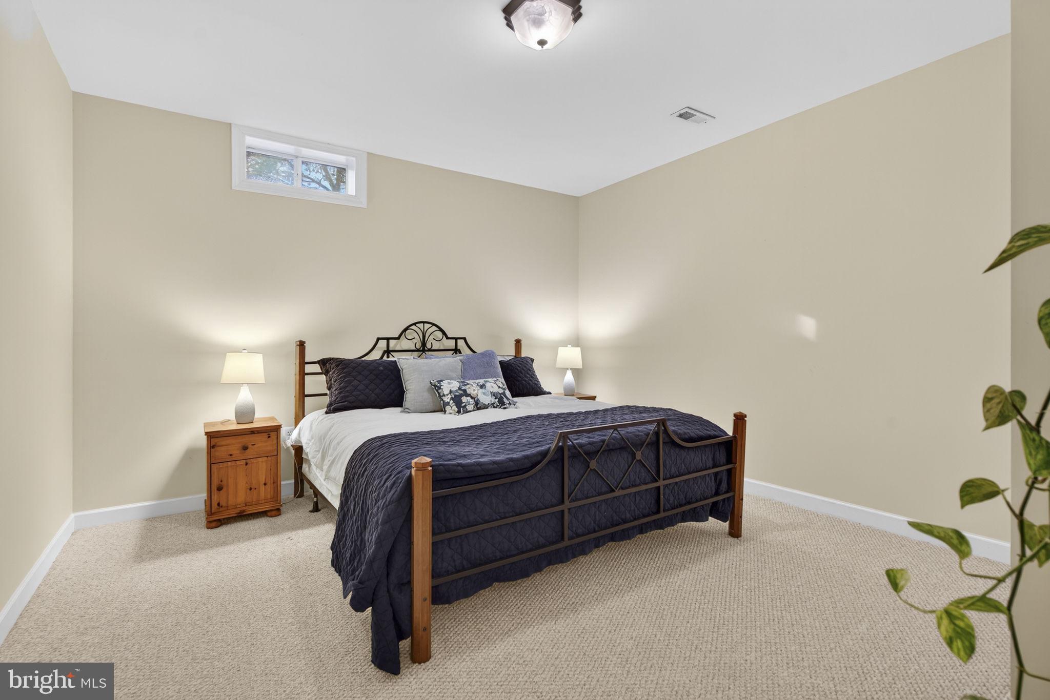 PIEDMONT - Residential