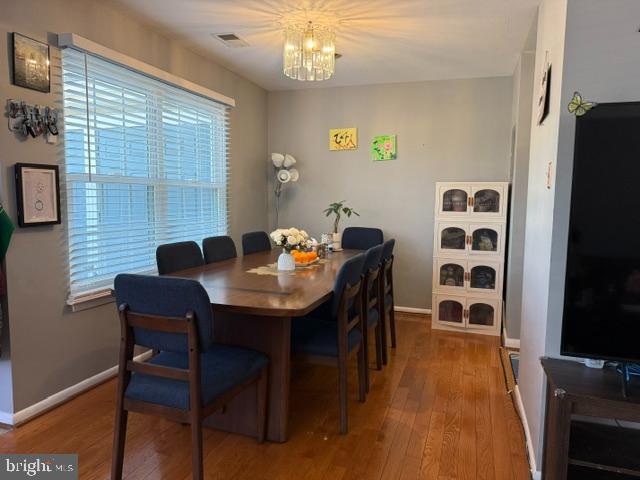 DEVON HILLS - Residential