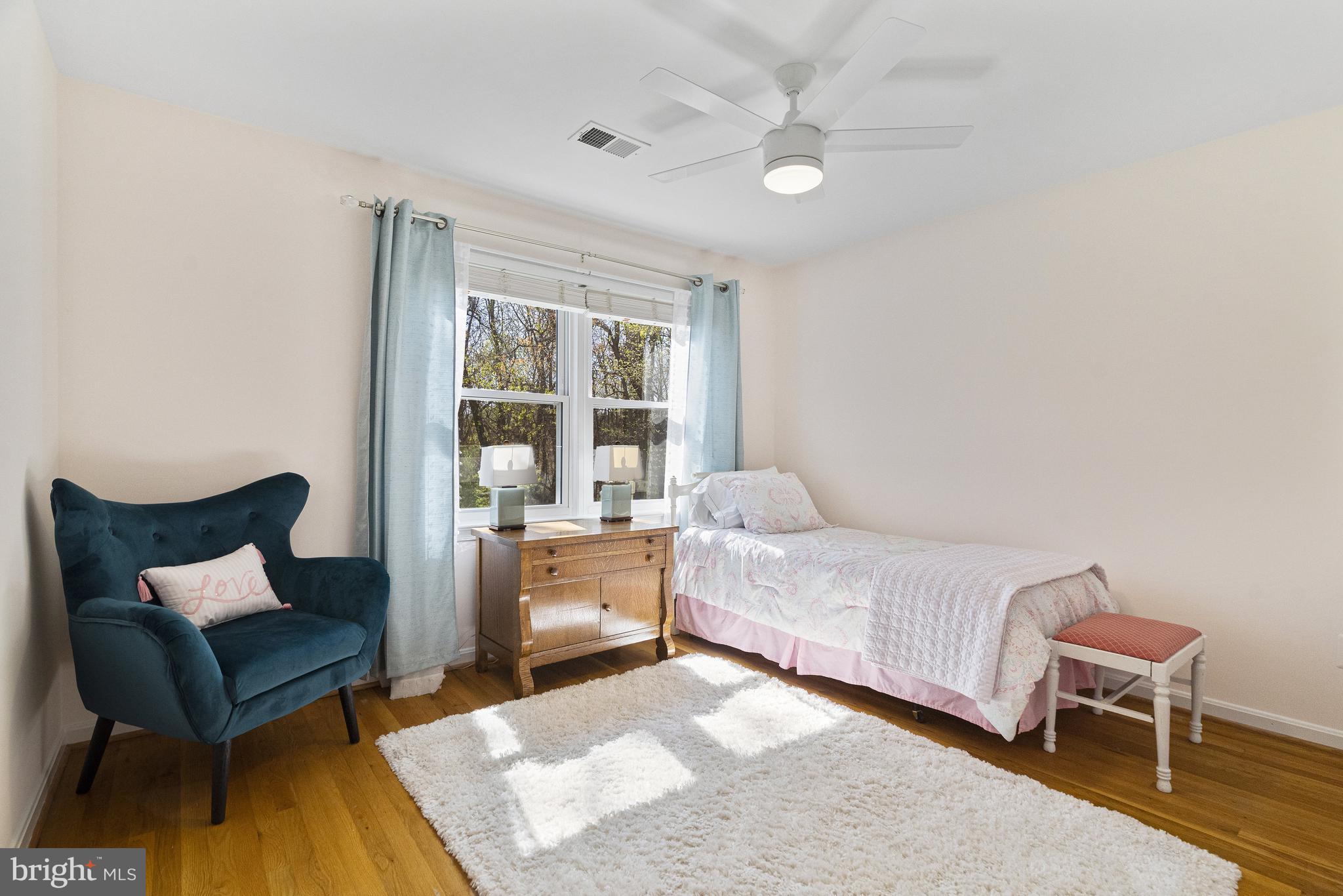 HUNTING HILLS - Residential