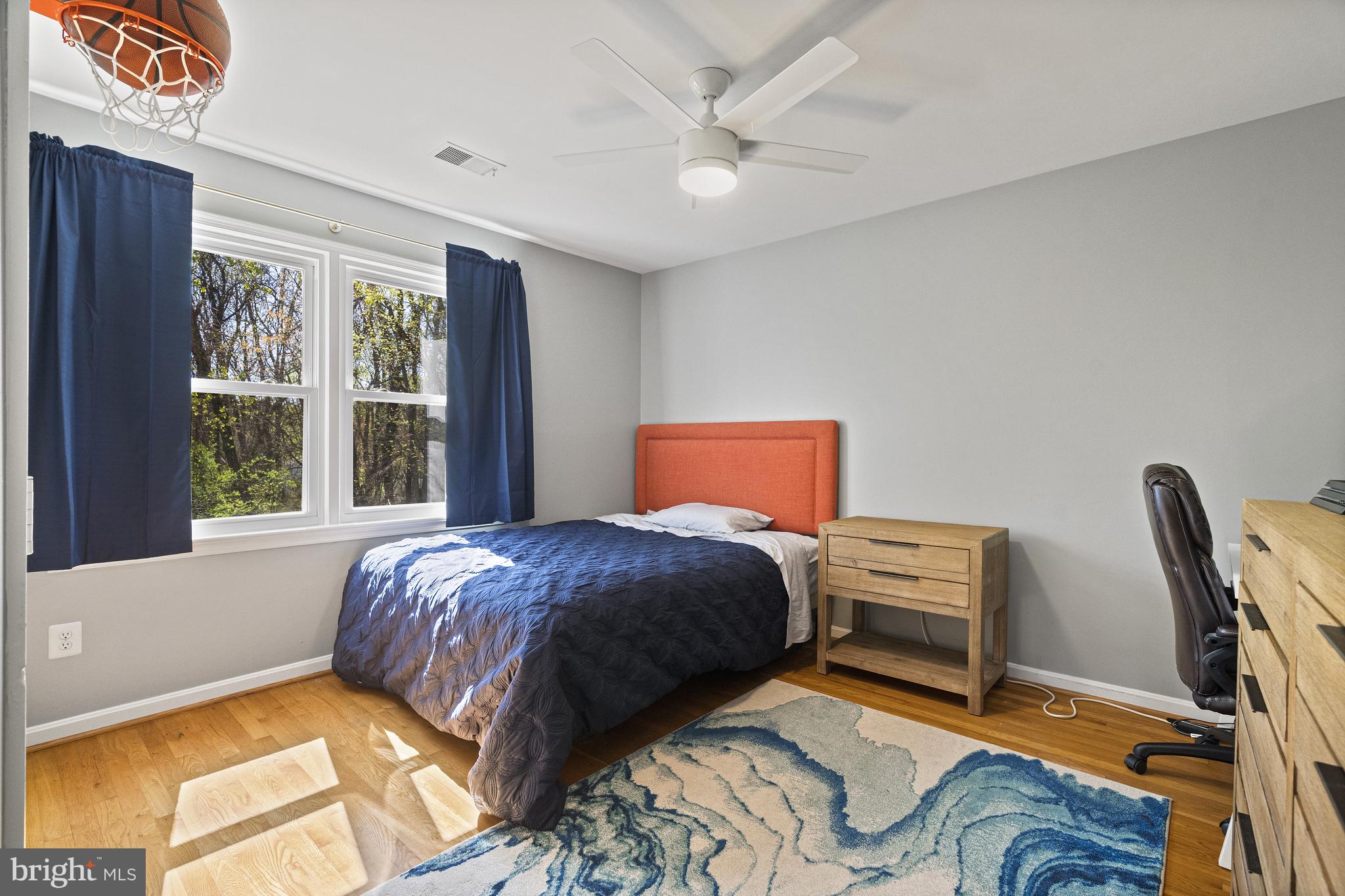 HUNTING HILLS - Residential