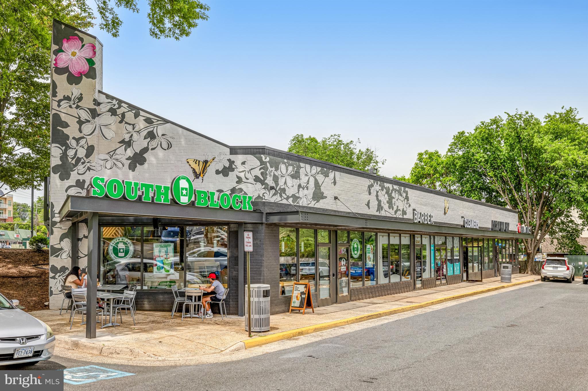 HUNTING HILLS - Residential