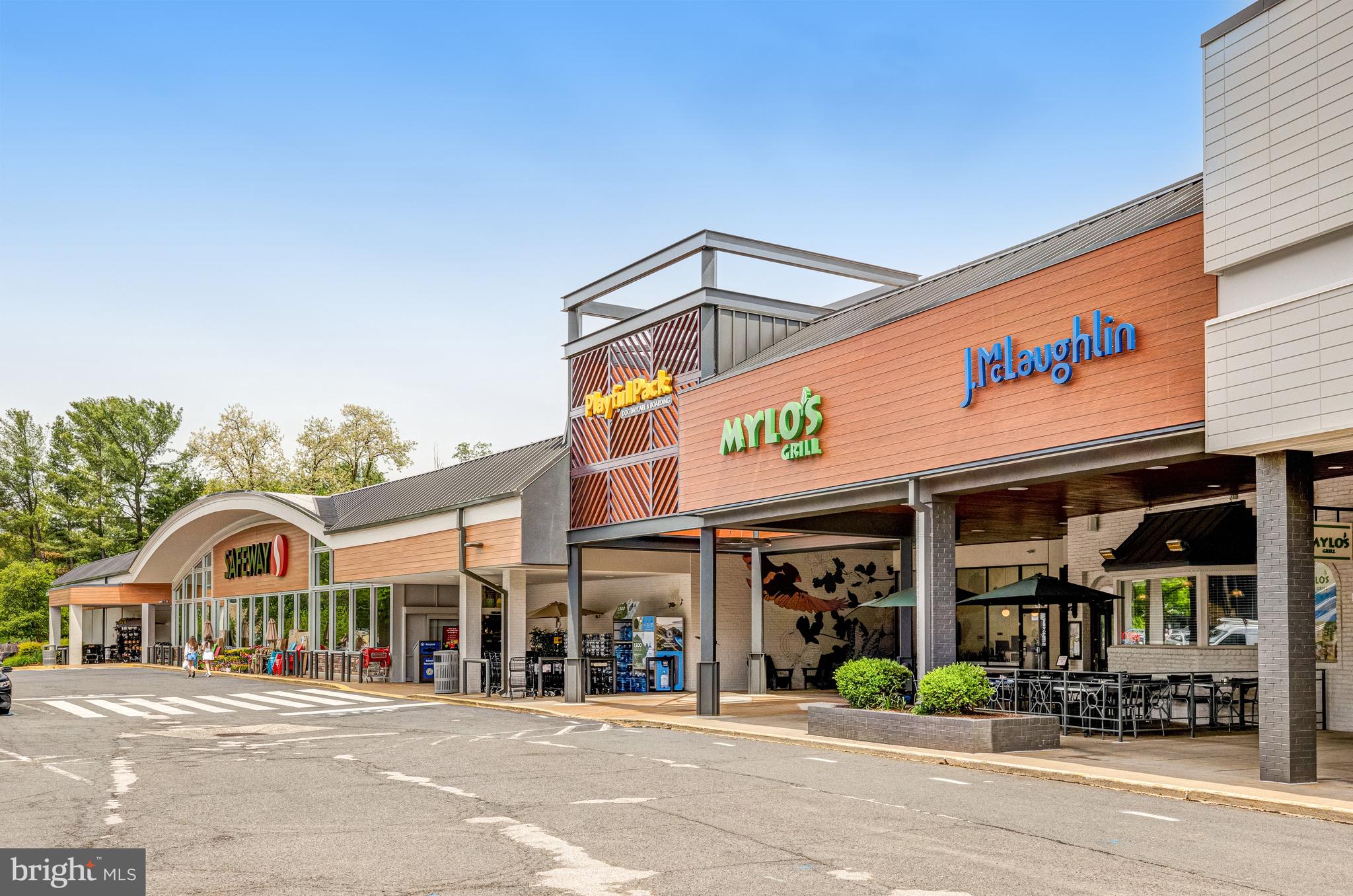 HUNTING HILLS - Residential