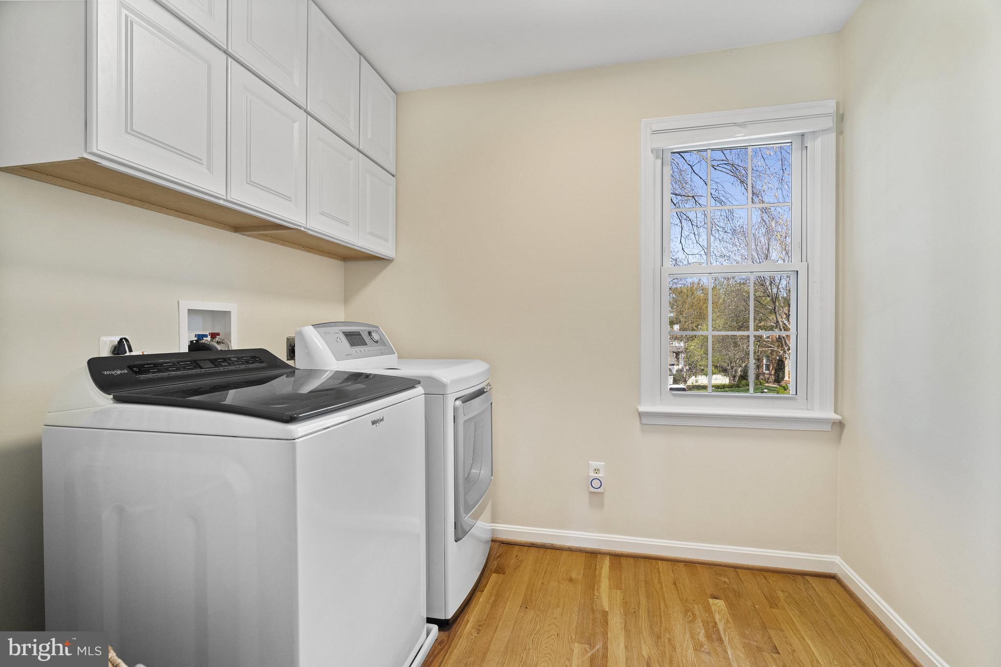 HUNTING HILLS - Residential