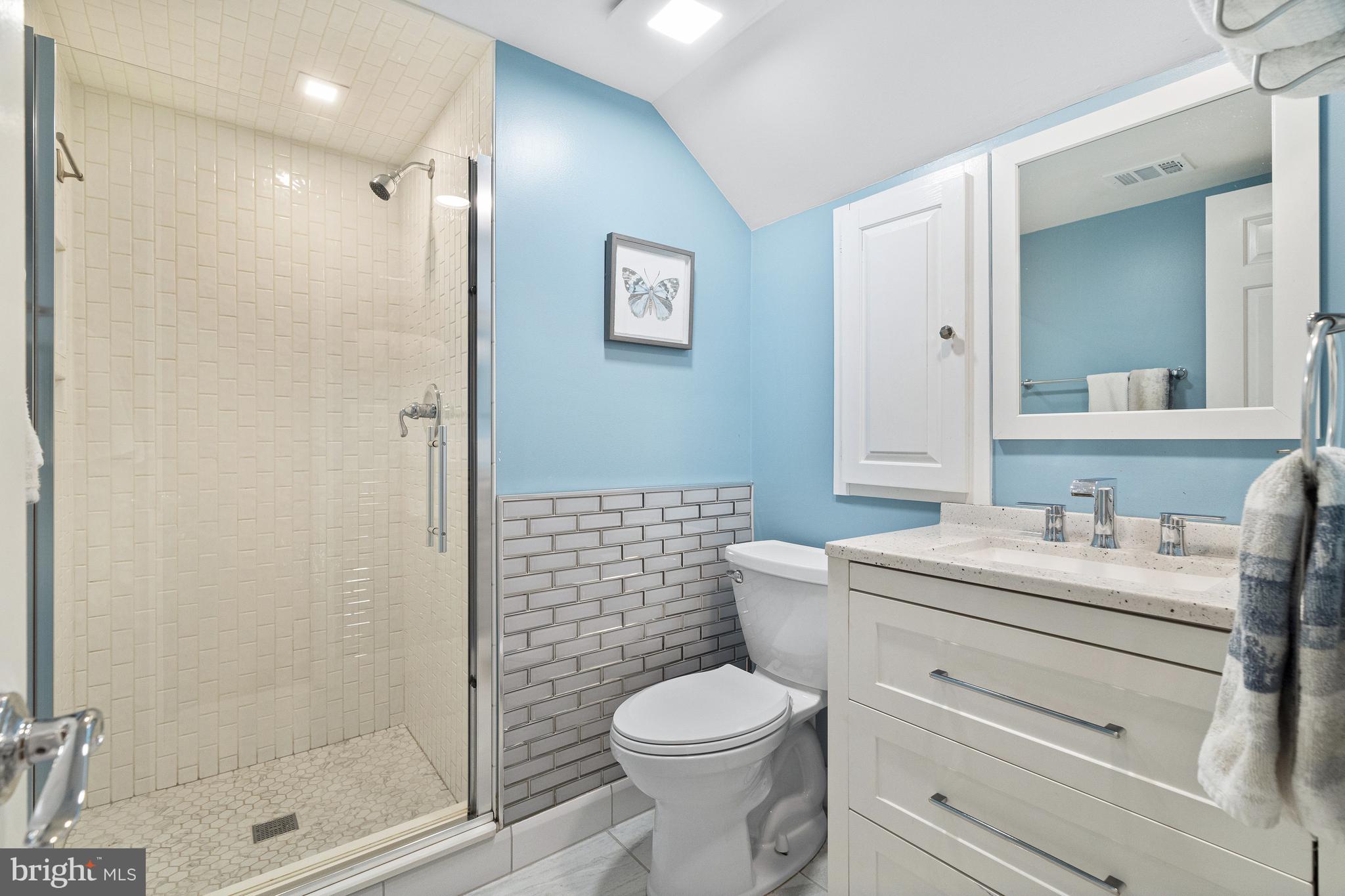 HUNTING HILLS - Residential