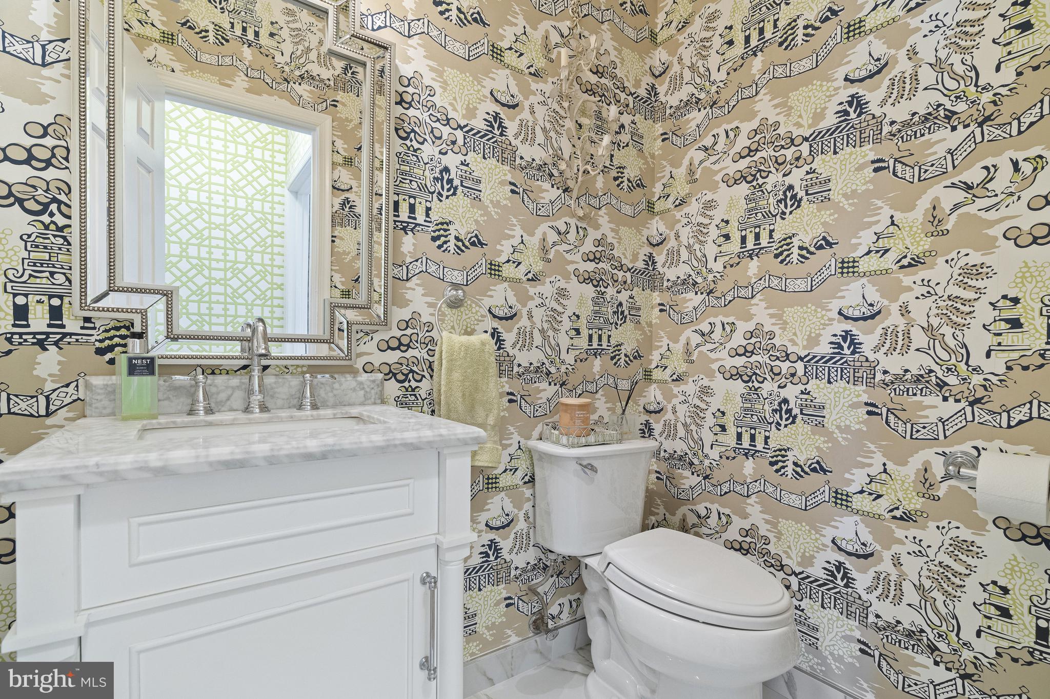 HUNTING HILLS - Residential