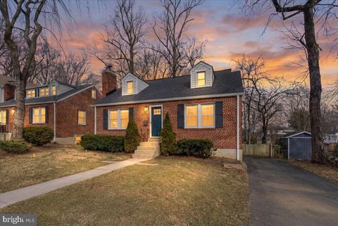 2845 MONROE STREET FALLS CHURCH VA 22042