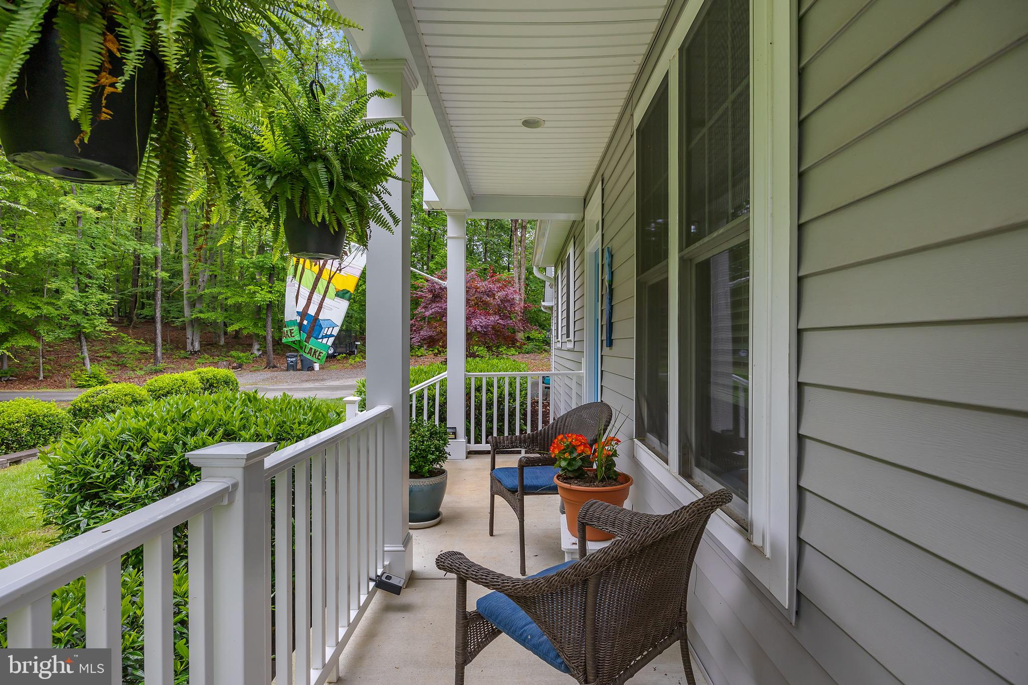 MAGNOLIA HARBOUR - Residential