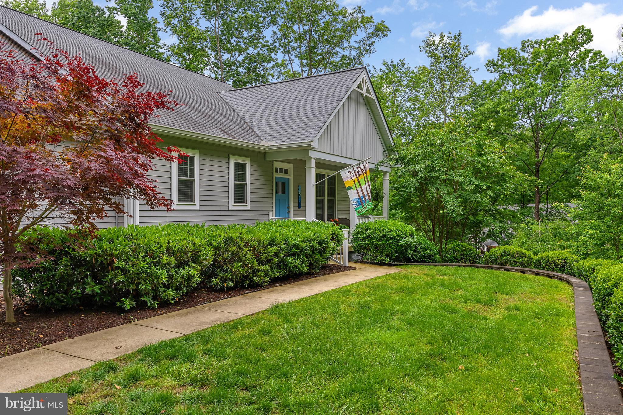 MAGNOLIA HARBOUR - Residential