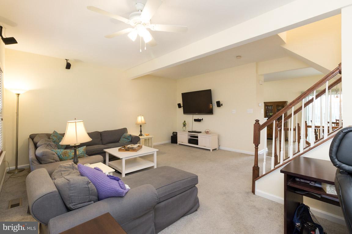 VILLAGES OF WELLINGTON - Residential