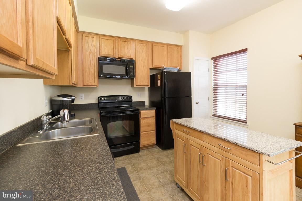 VILLAGES OF WELLINGTON - Residential