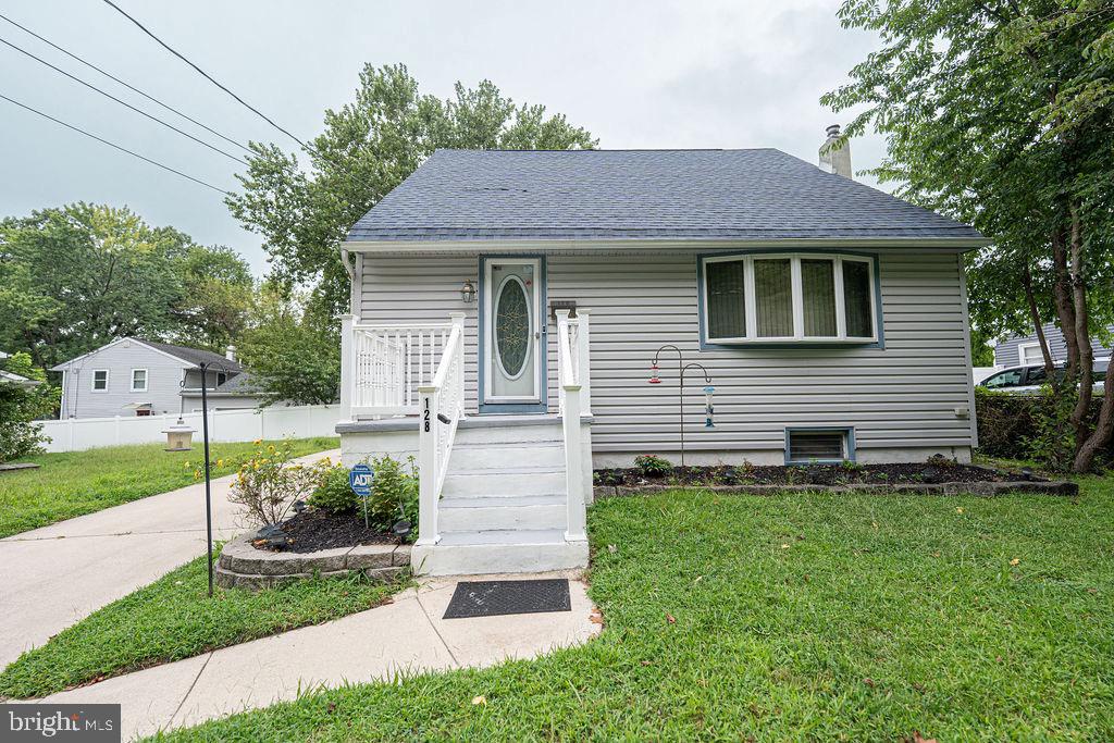 128 W ELM AVENUE