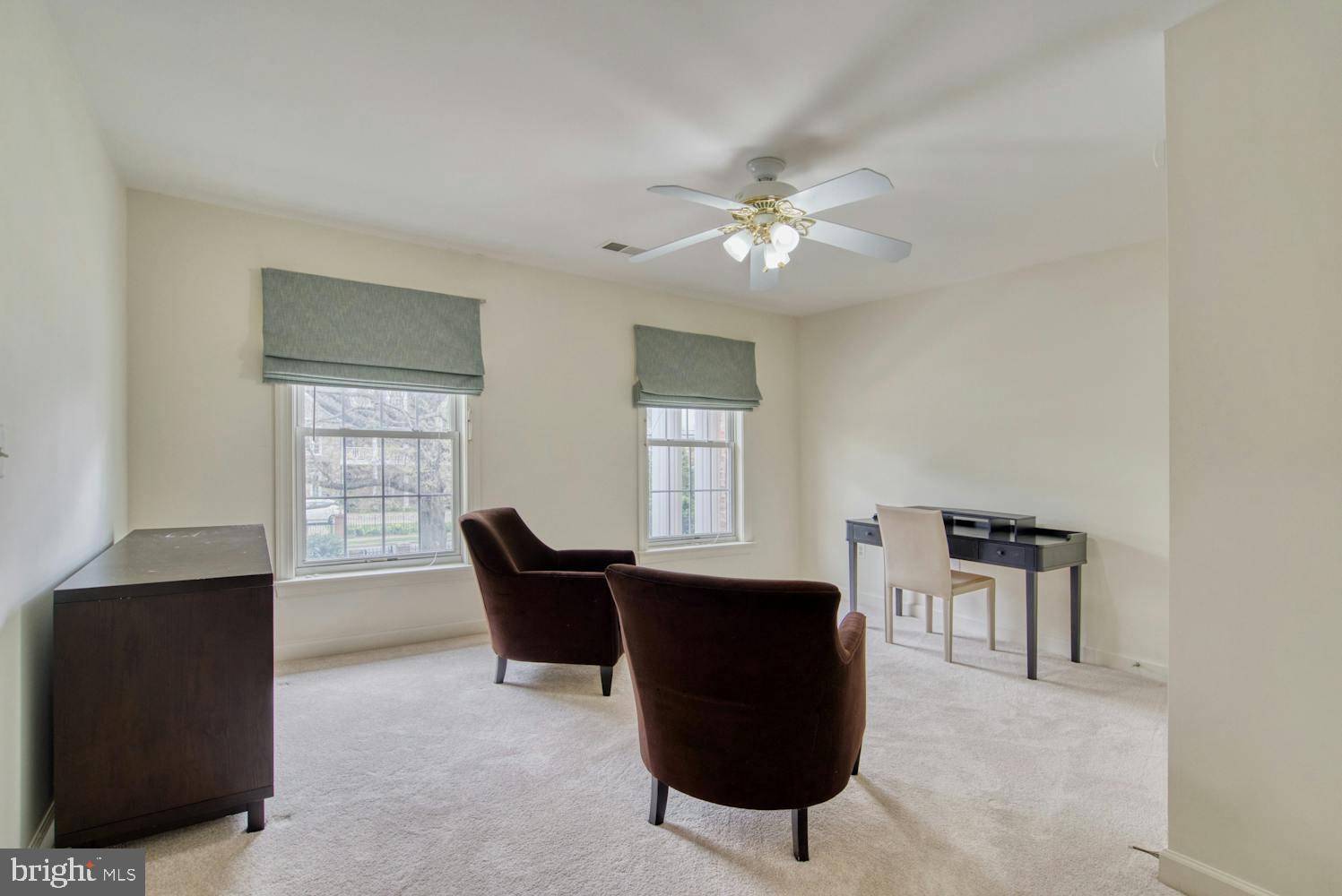 ARLINGTON RIDGE - Residential