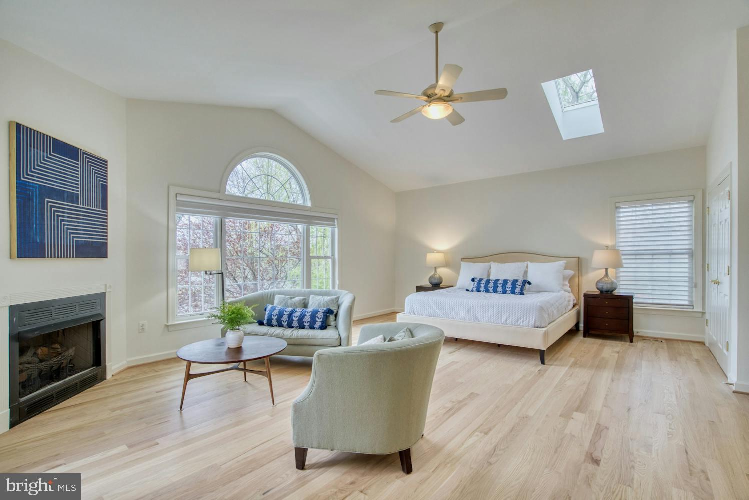 ARLINGTON RIDGE - Residential