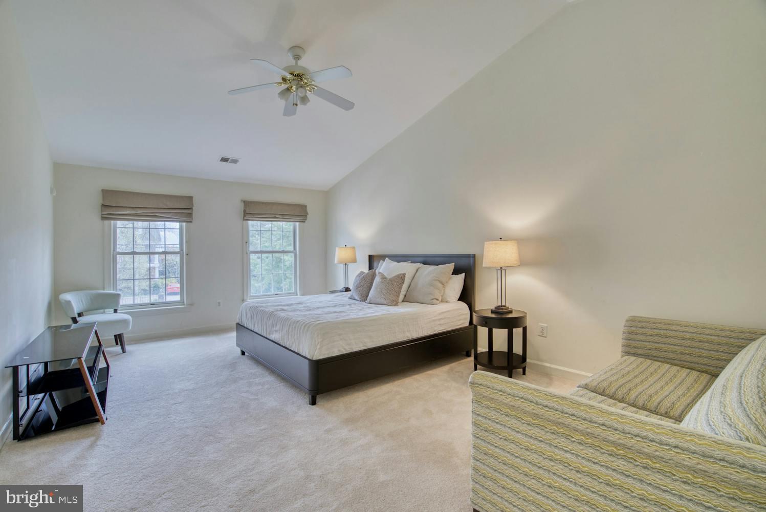 ARLINGTON RIDGE - Residential