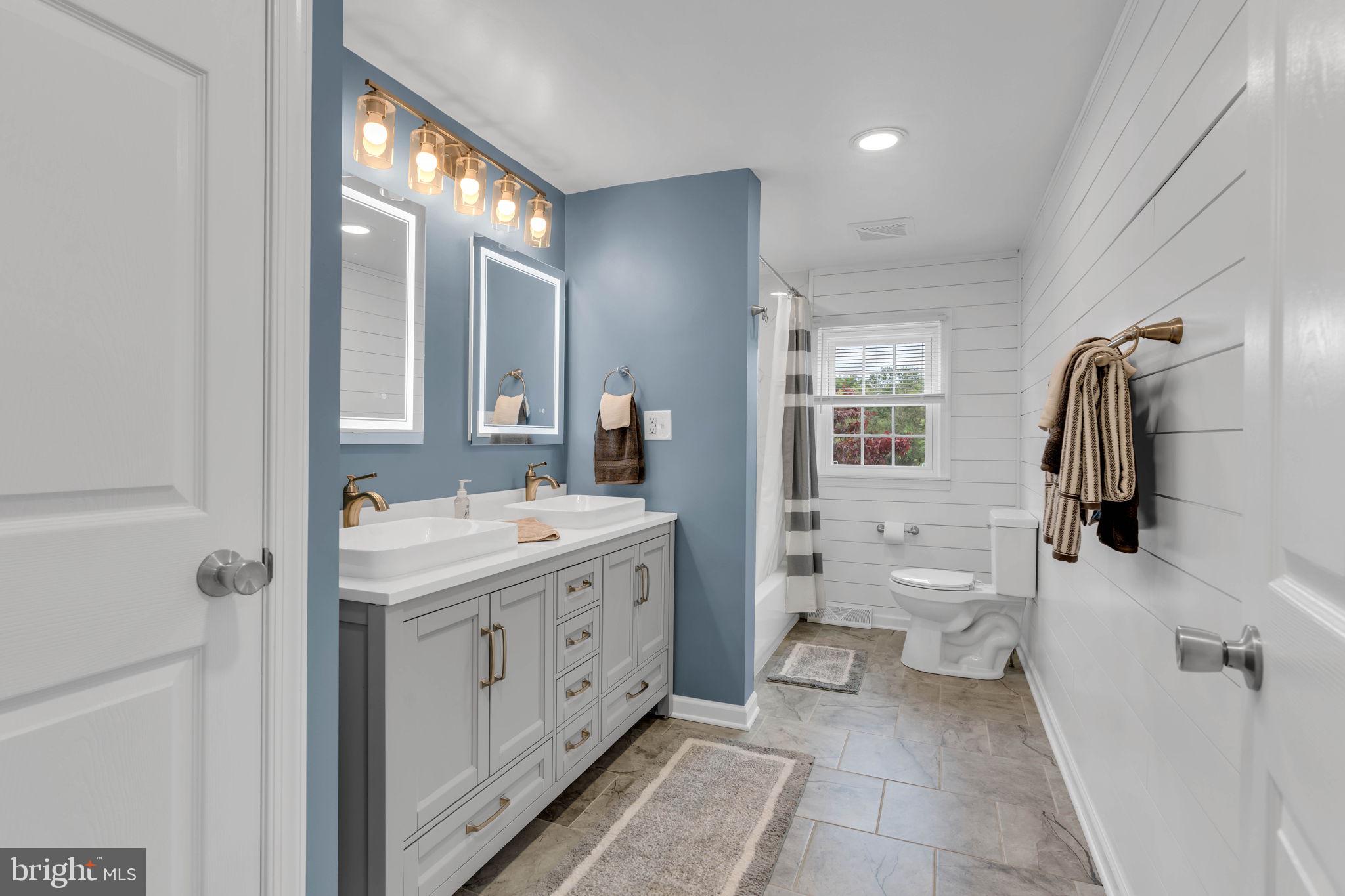 NONE, RURAL - Residential