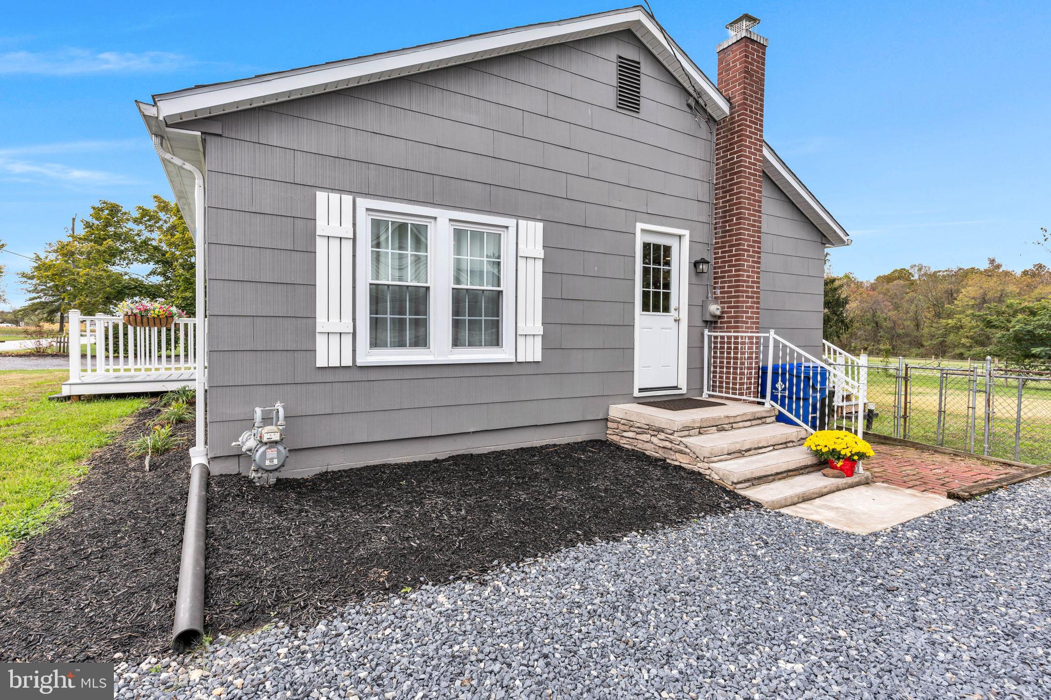 NONE, RURAL - Residential