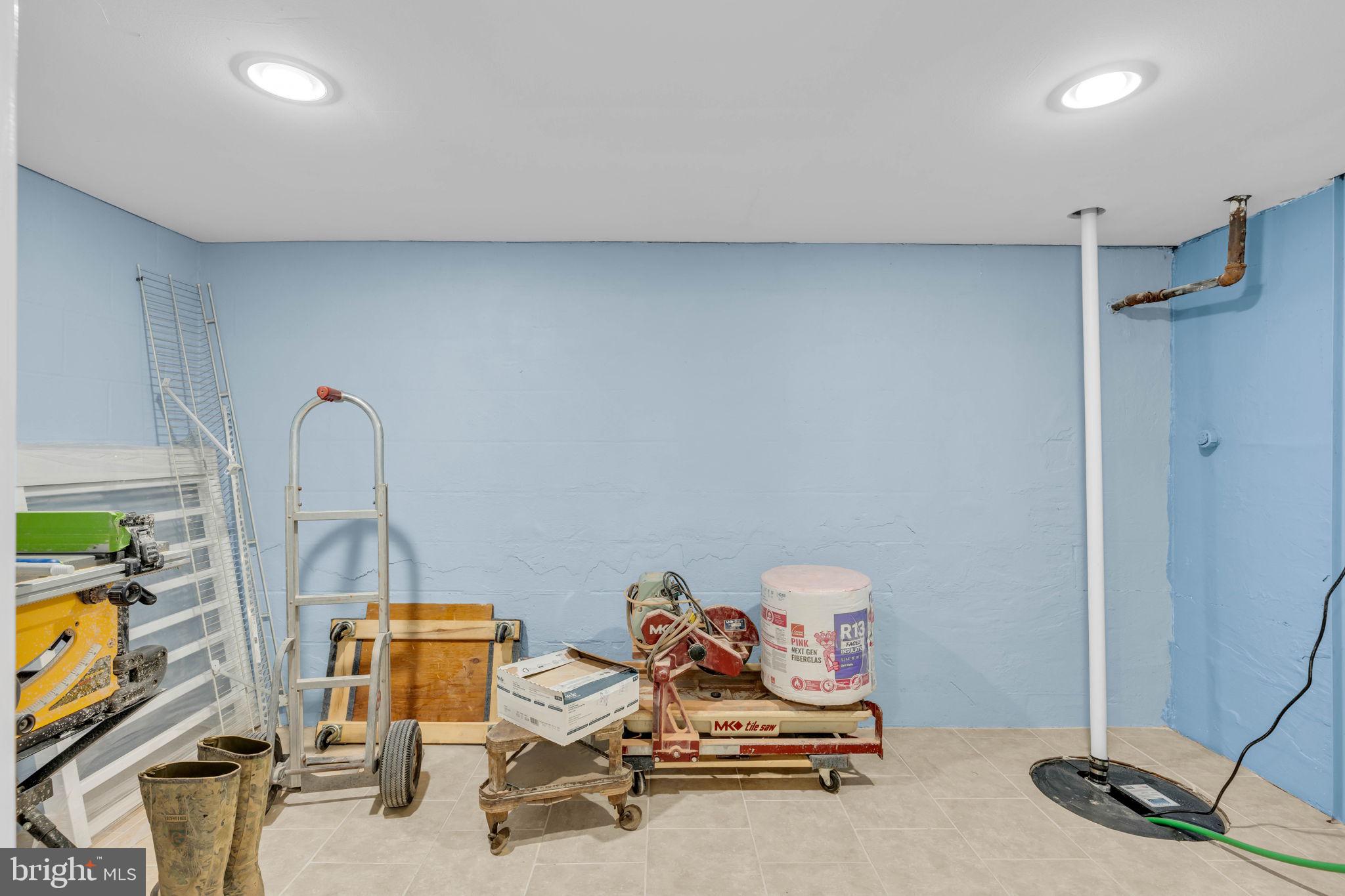 NONE, RURAL - Residential