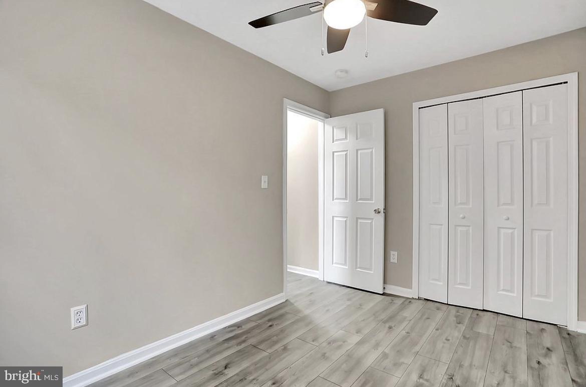 ROBINS GLENN - Residential