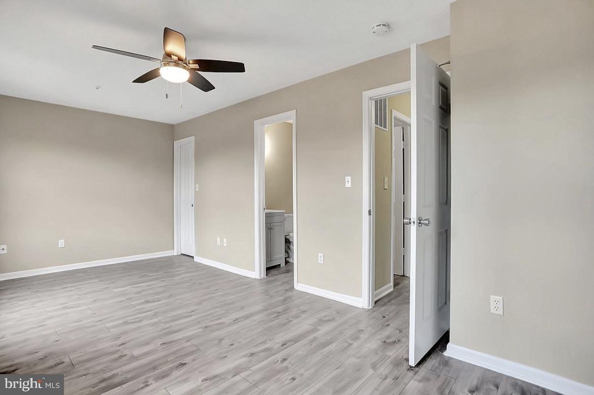 ROBINS GLENN - Residential