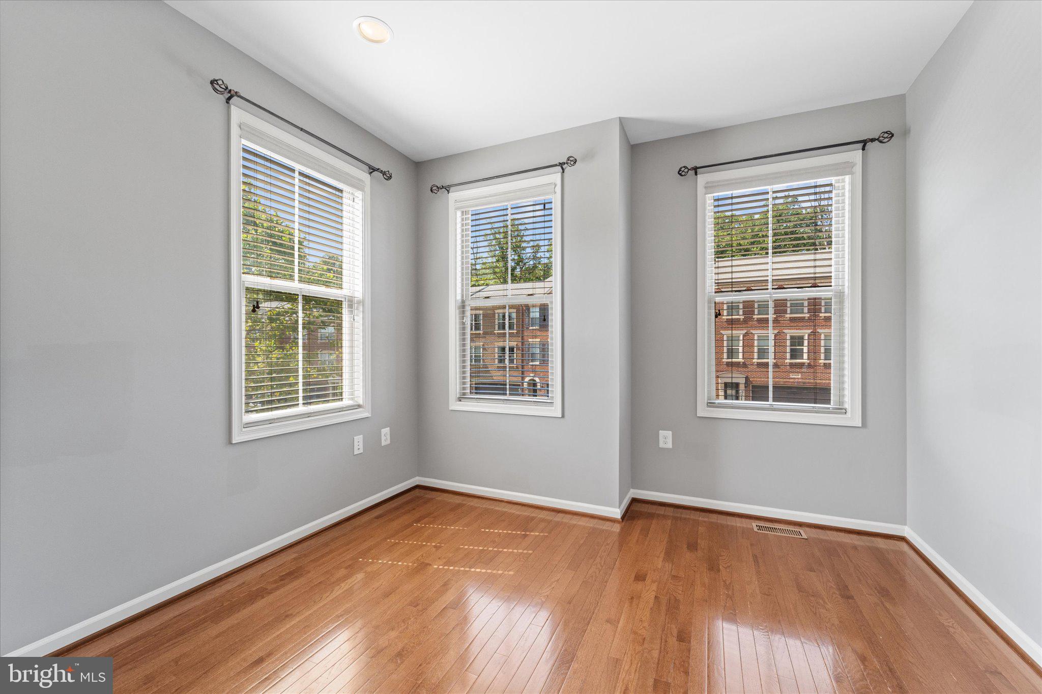 BRAMBLETON - Residential Lease