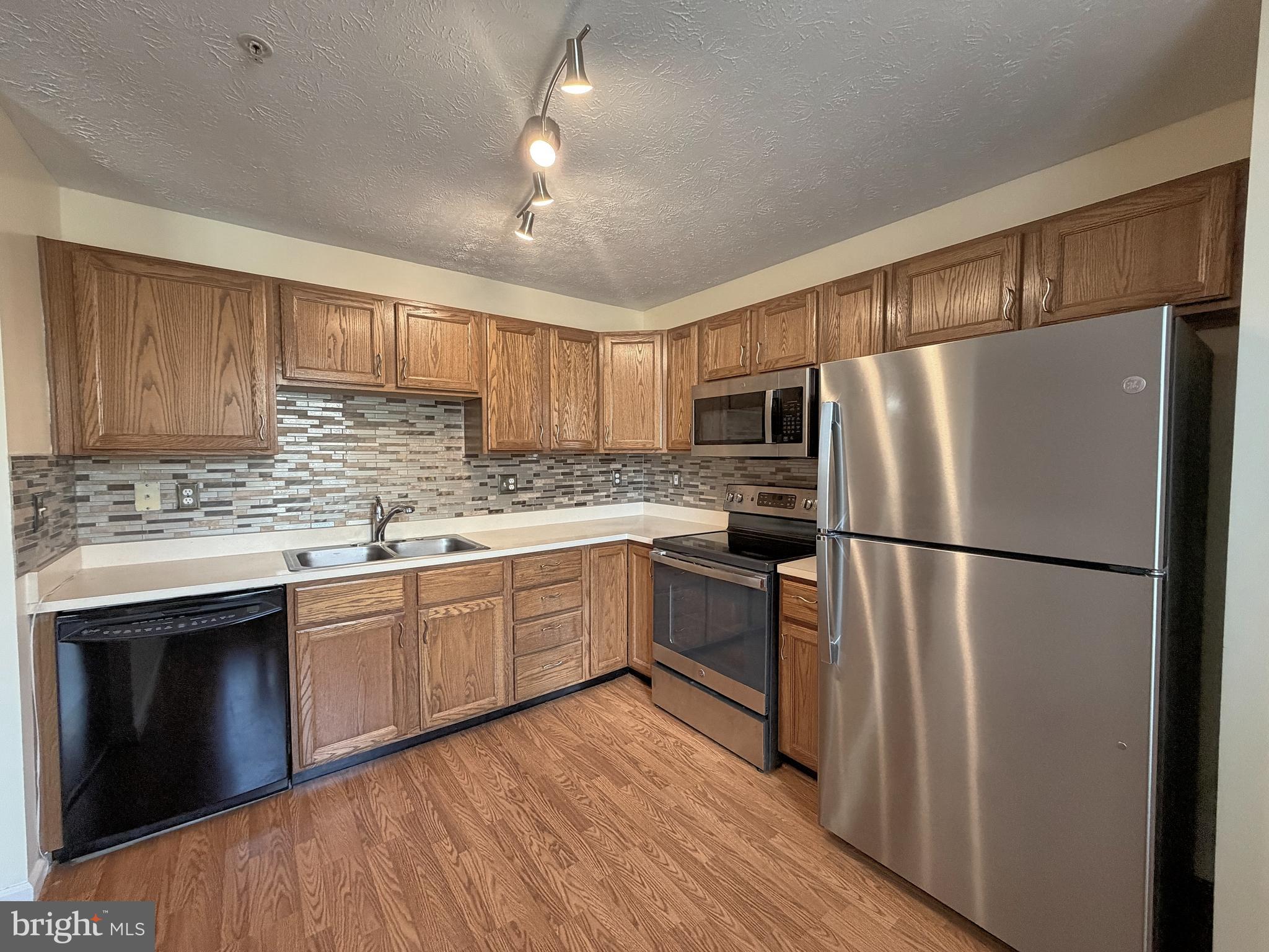 GARDEN AT MCDONOGH - Residential