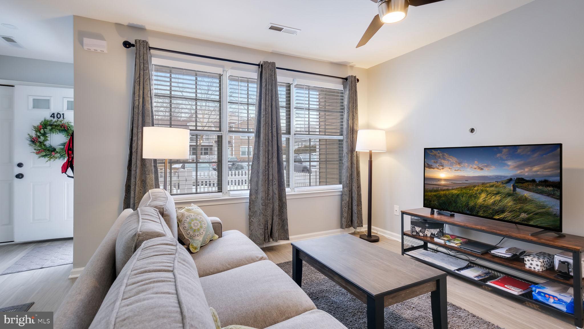 CAROUSEL POINTE - Residential