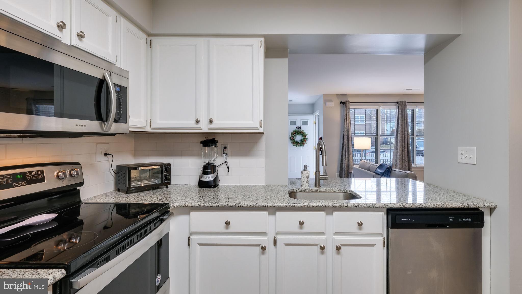 CAROUSEL POINTE - Residential