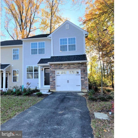 Townhouse For Rent - 15 Graham Drive<br/> DOWNINGTOWN, PA 19335