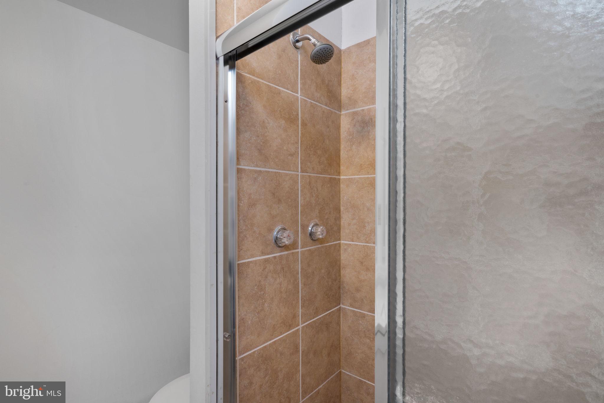 PHILADELPHIA (WEST) - Residential