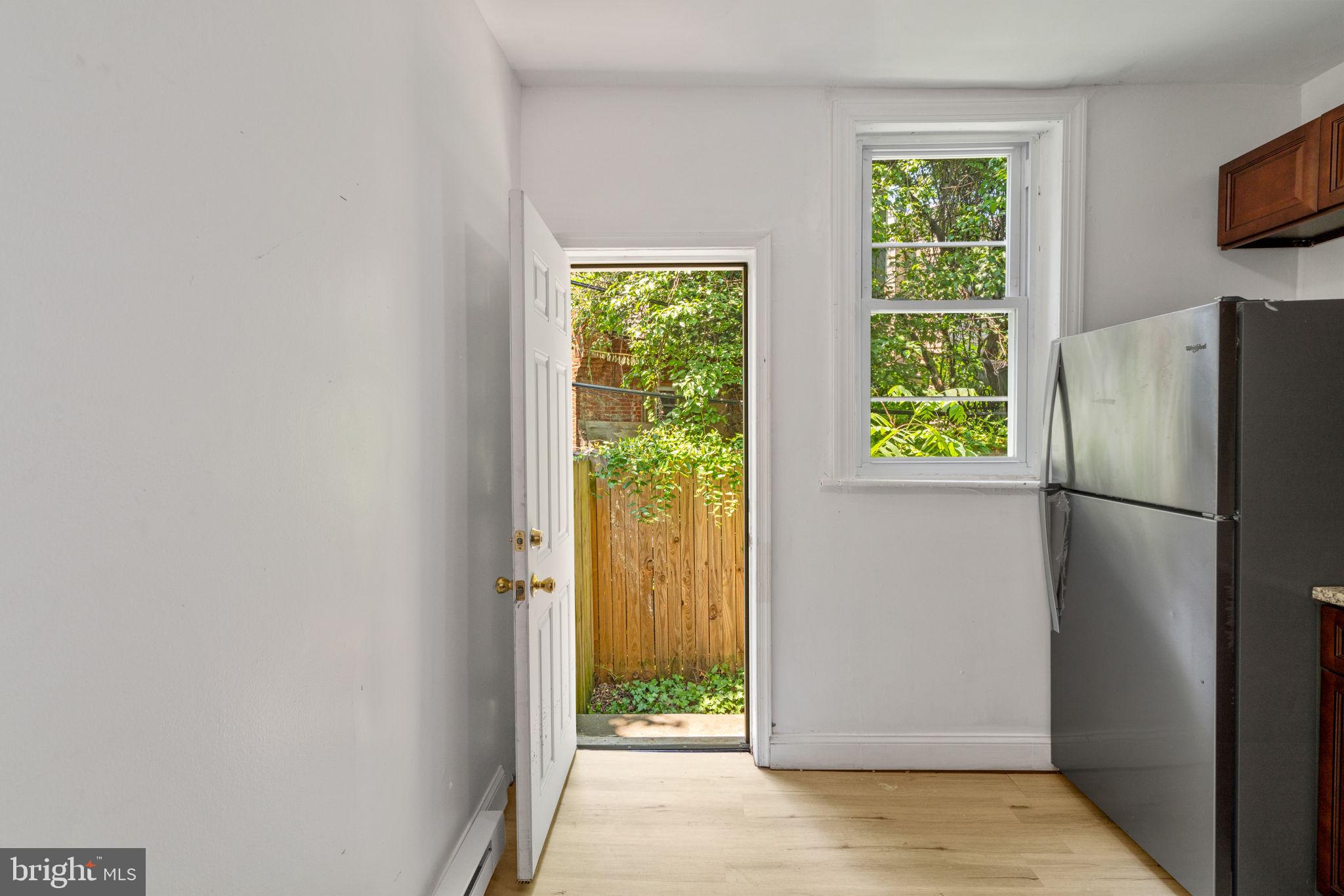 PHILADELPHIA (WEST) - Residential