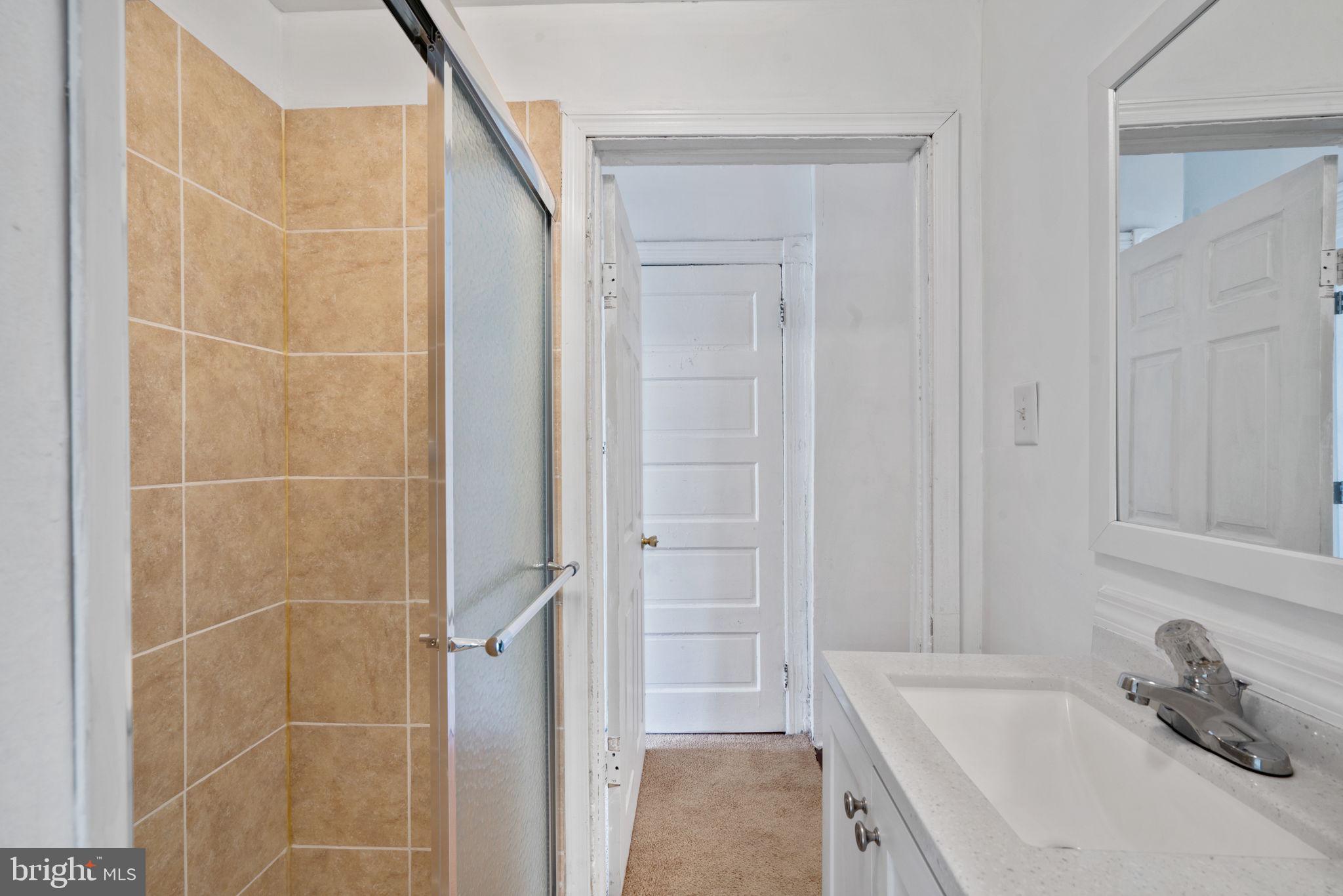 PHILADELPHIA (WEST) - Residential